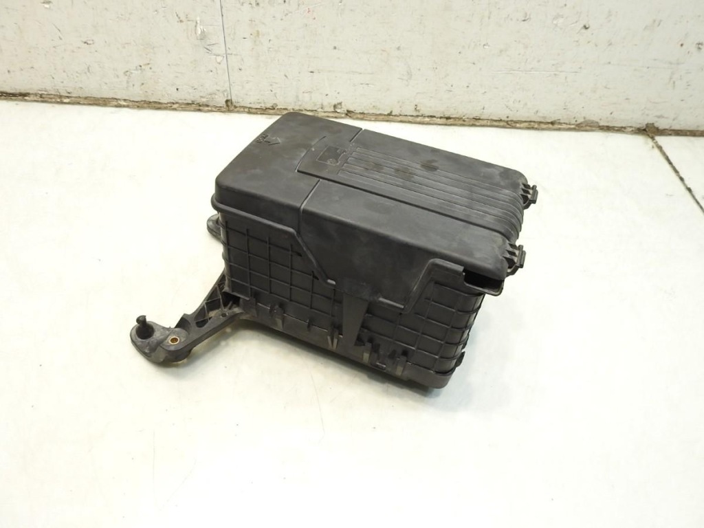 Корпус аккумулятор audi a3 8pa 1.9 tdi 1k0915333c Киев