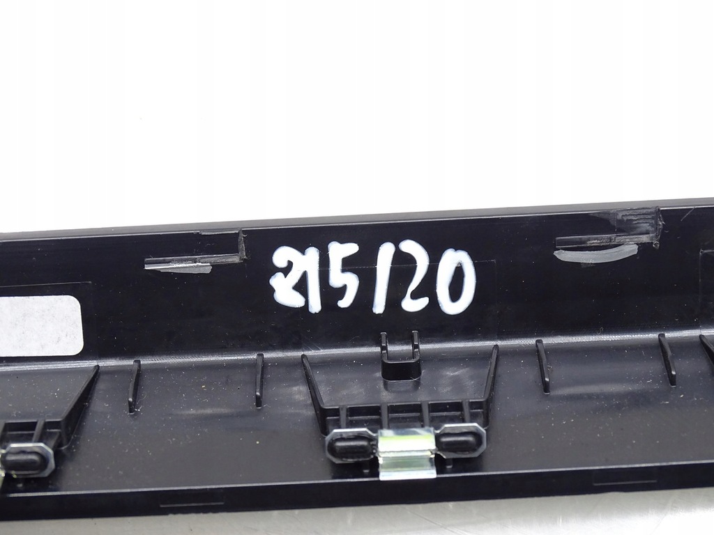 фото №8, Рамка защита dekor радио vw passat b8 3g0819475a