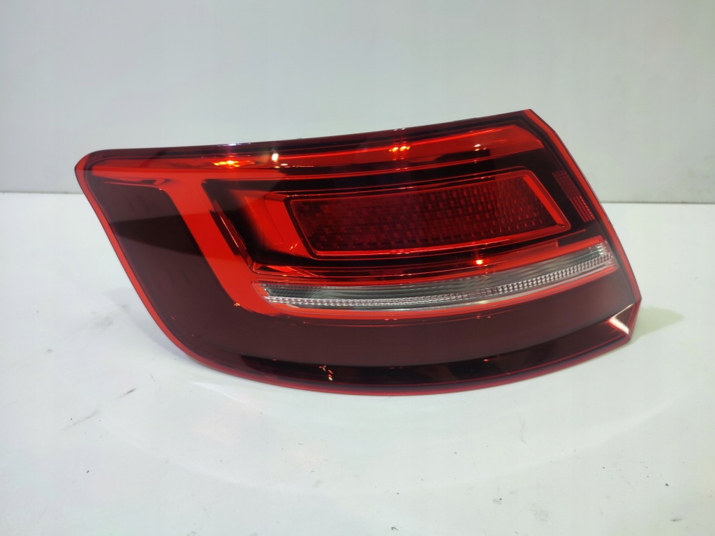 фото №1, Audi a3 8v sportback лампа левый задняя 8v4945069 eu