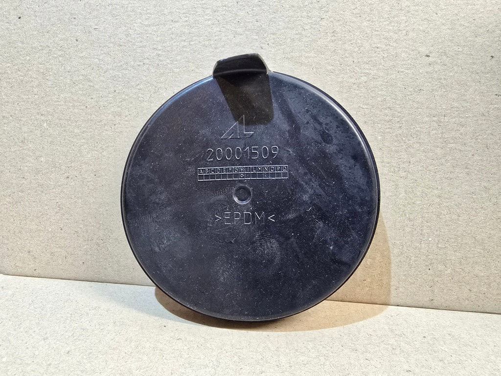 фото №3, Alfa romeo giulia заглушка крышка фара