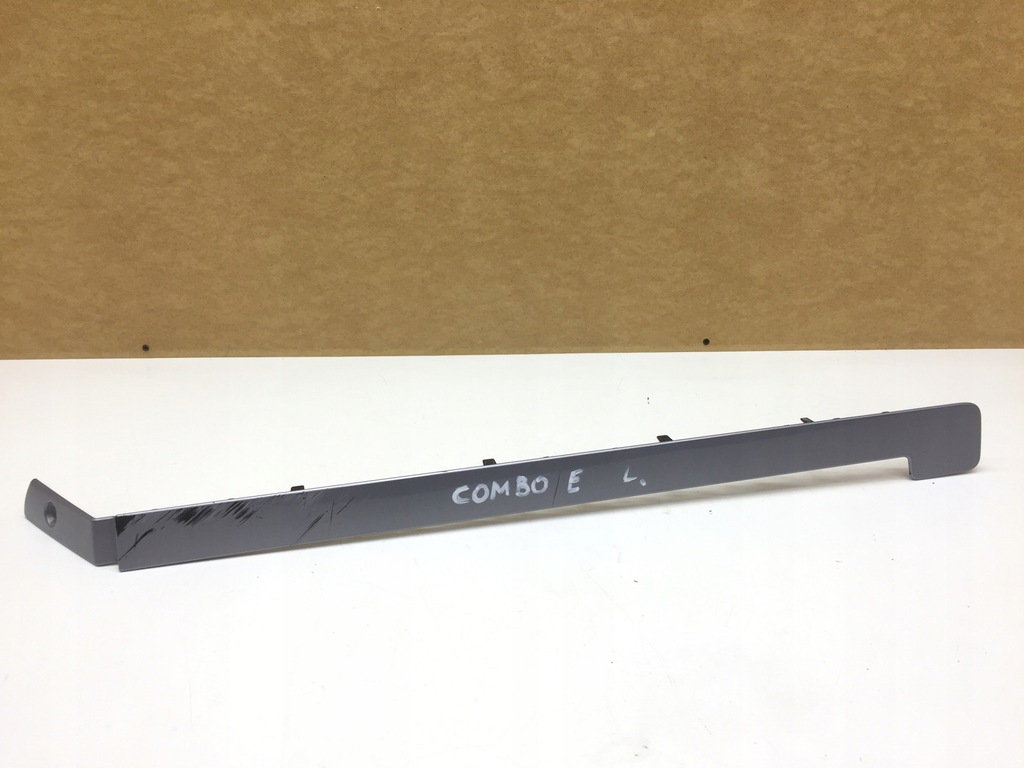 фото №1, Opel corsa e молдинг дверь левый задняя