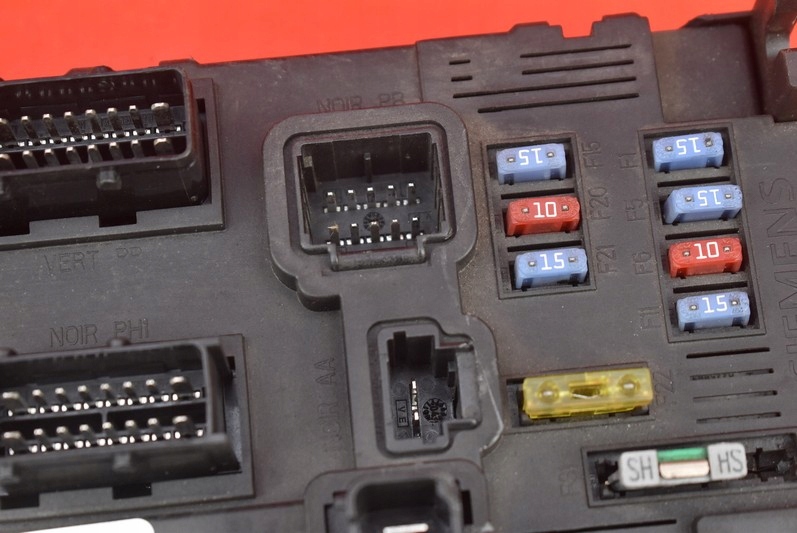 фото №14, Коробка запобіжників bsi 9653667480 citroen c2 c 2 1.1 8v 60 km 03-08