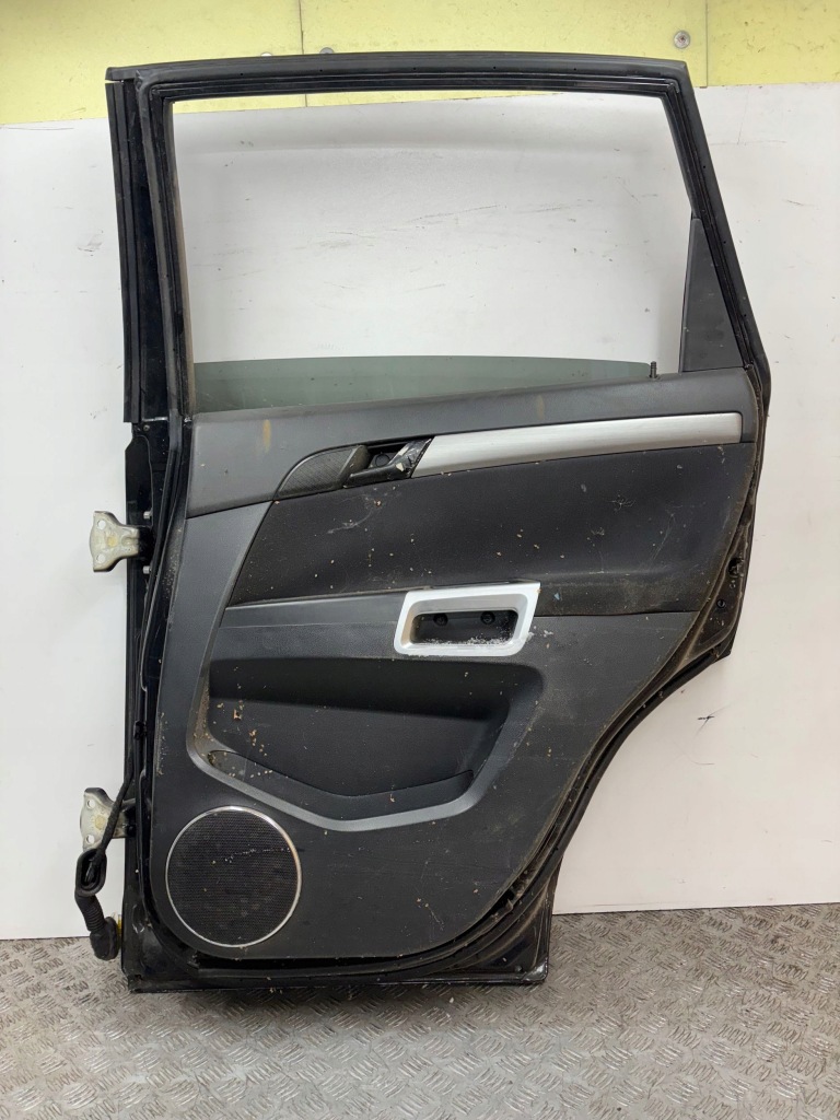 Двері задня задні праве opel antara Оригінал