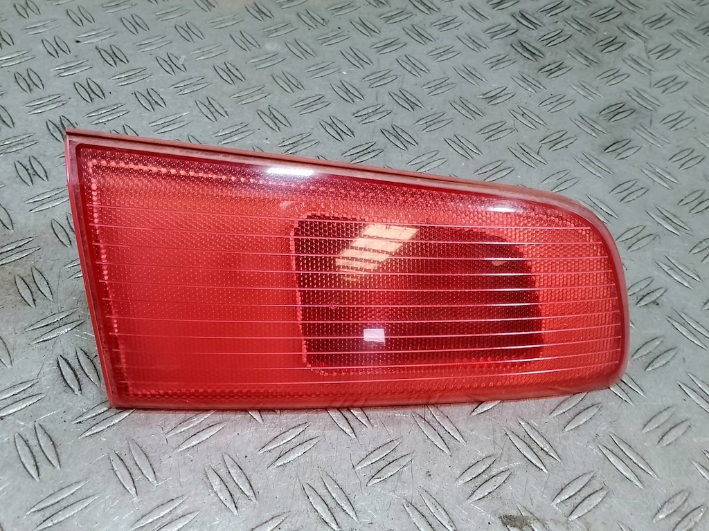 фото №1, Лампа задня ліва w кришка mazda 2 2ne964835-01 хетчбек