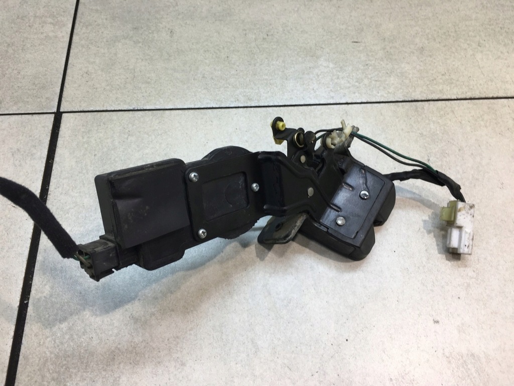 фото №5, Замок кришки багажника hyundai elantra iii