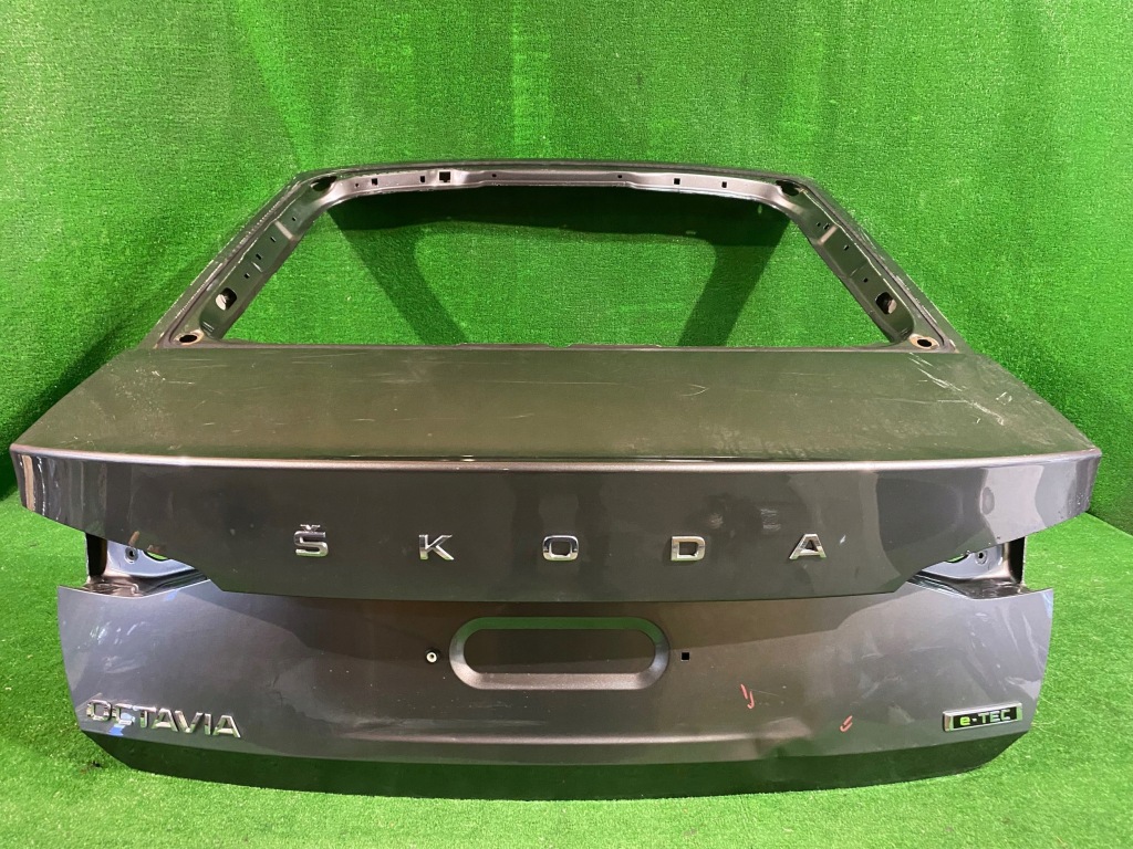 фото №1, Крышка багажника задняя задняя skoda octavia iv sedan hb