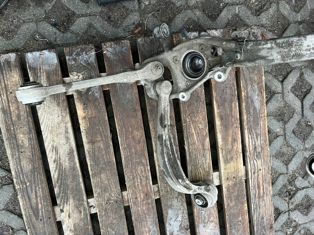 фото №10, Правая поворотный кулак рычаги audi q7 q8 4m правое подвеска лапа передние