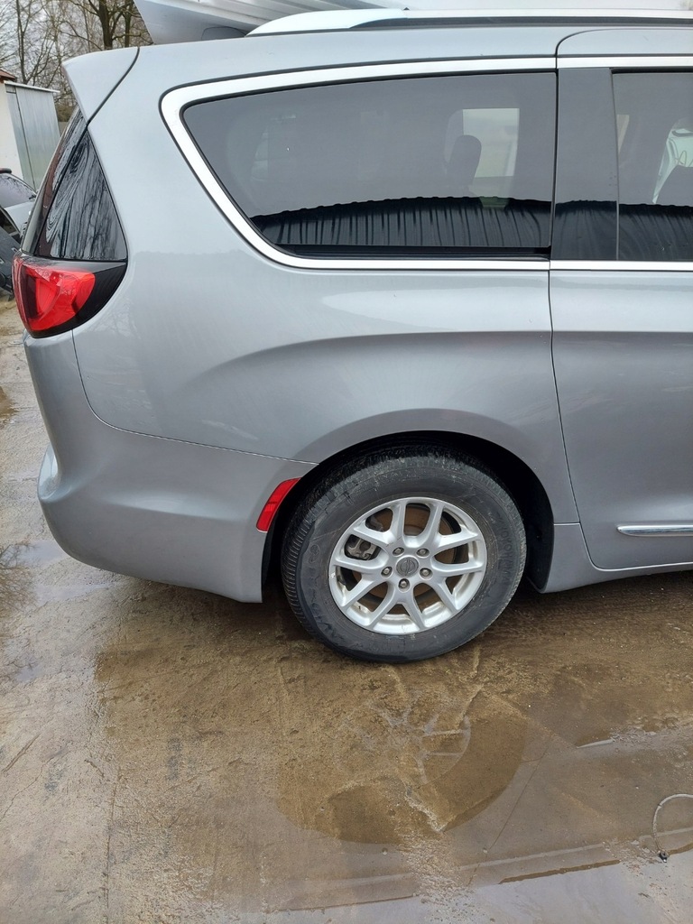 фото №1, Pacifica 2016-2021r крила правий задня