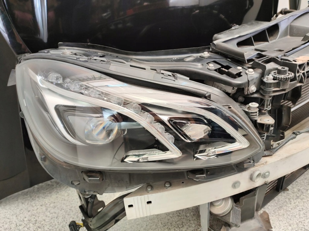 фото №9, Mercedes w212 lift перед крылья pas лампы капот