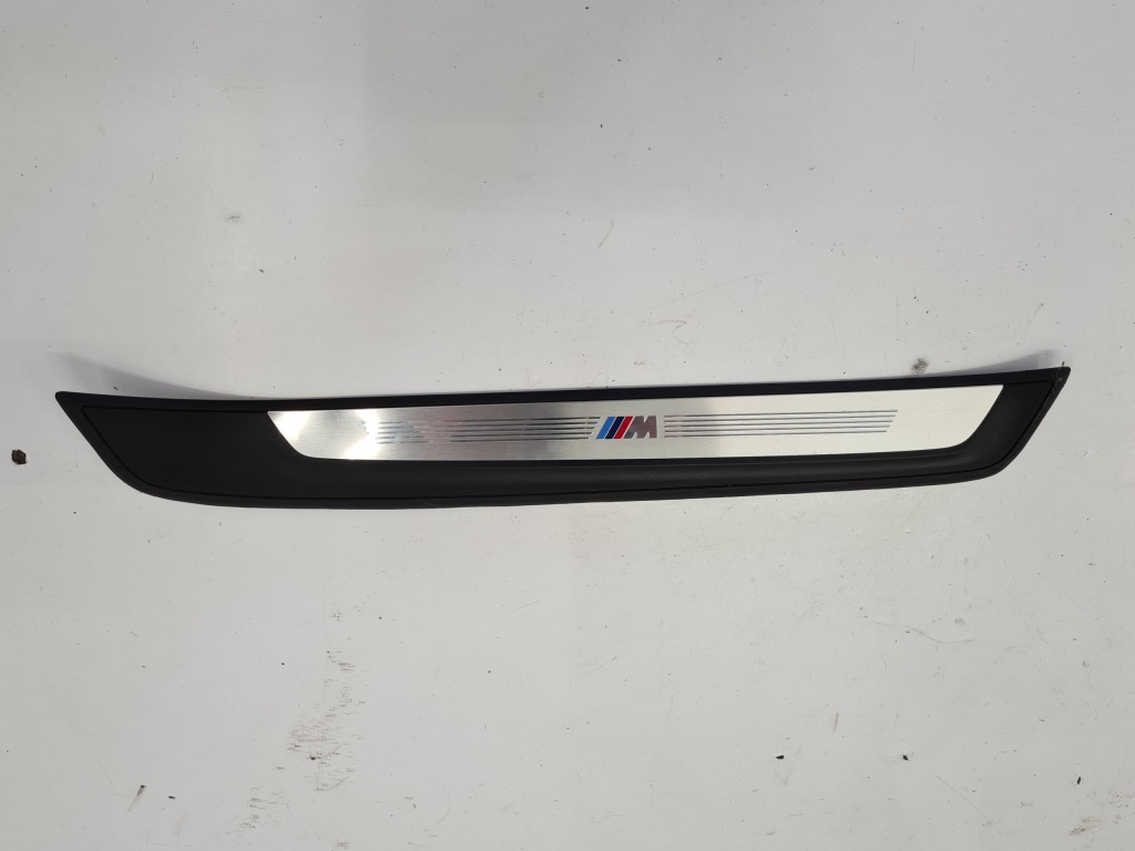 Купити Bmw x1 e84 накладка поріг правий передні  8047746