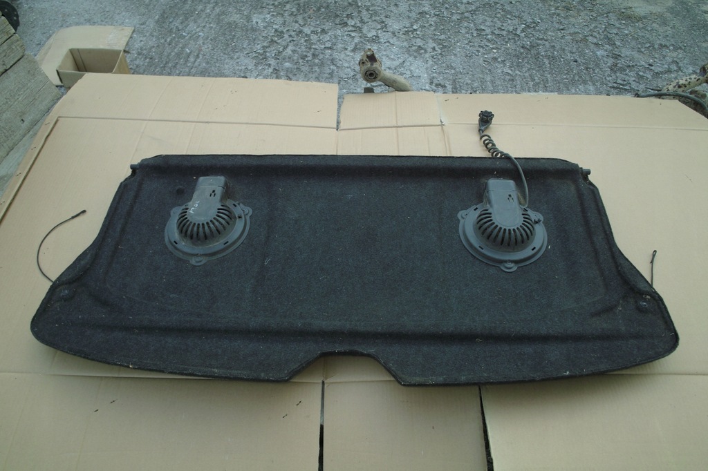 фото №8, Peugeot 306 задня полиця динаміки оригінал