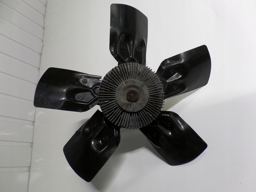 фото №1, Jeep cherokee liberty kj 2.5 crd вязкостная муфта