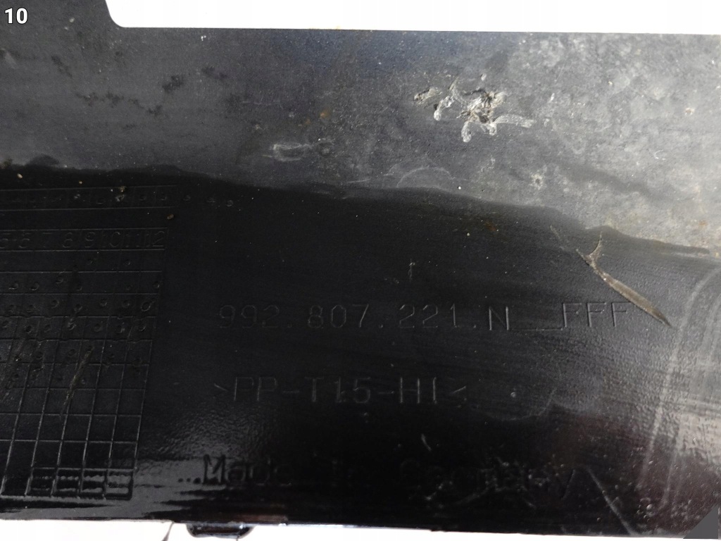 фото №11, Porsche 911 992 carrera c2 c4 19- бампер перед передний 992807221n b.ładny