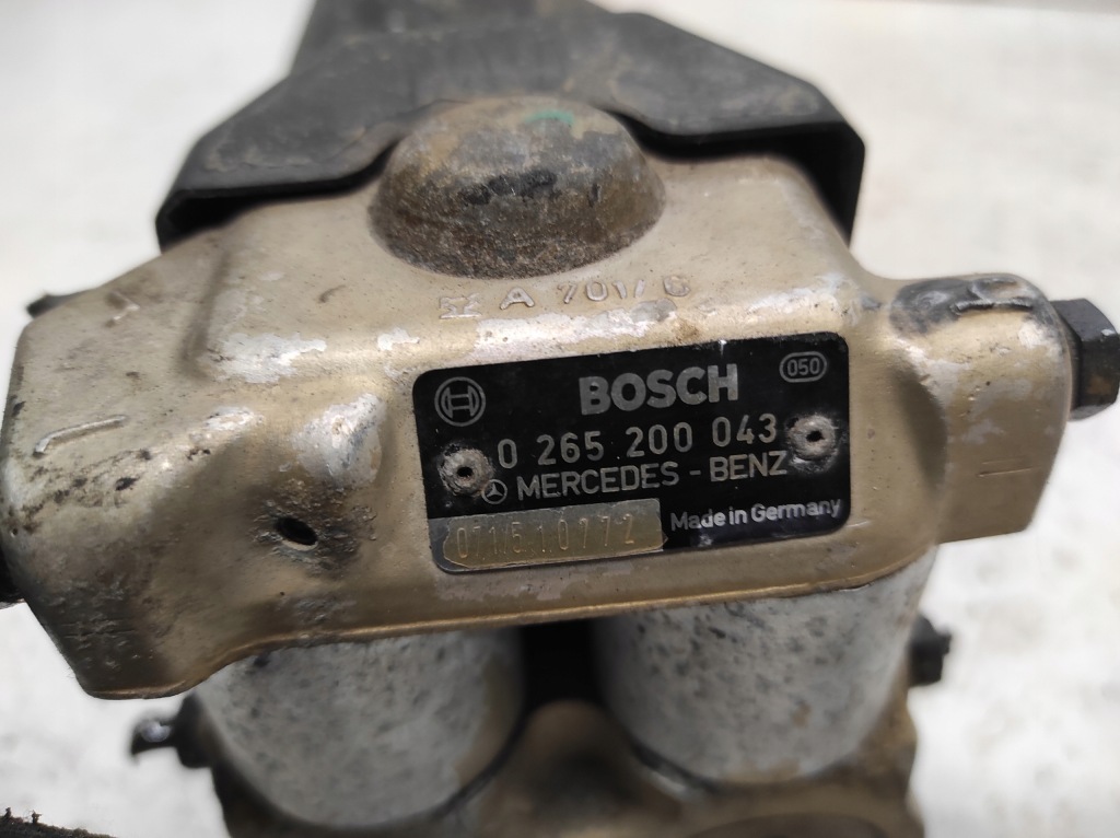 Mercedes e w124 84- 2.0 d насос abs 0265200043 с Разборки