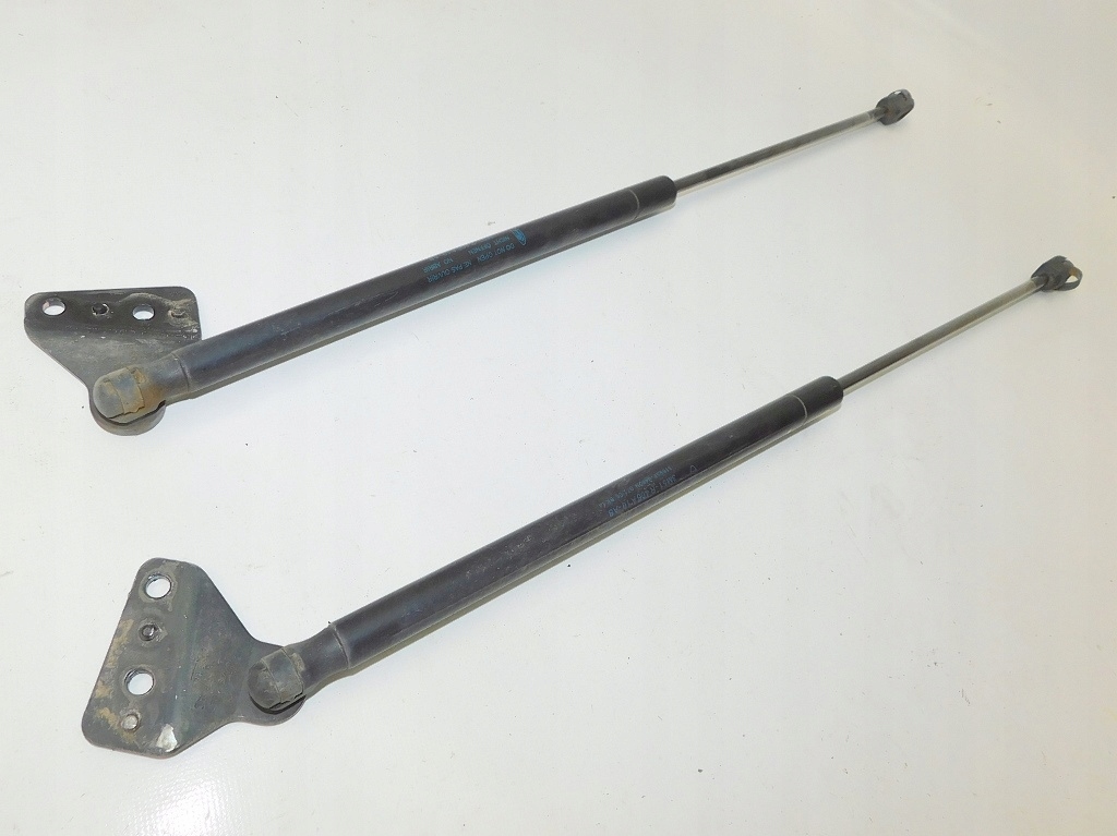 фото №8, Ford focus c-max i 2006r амортизаторы крышки 2szt