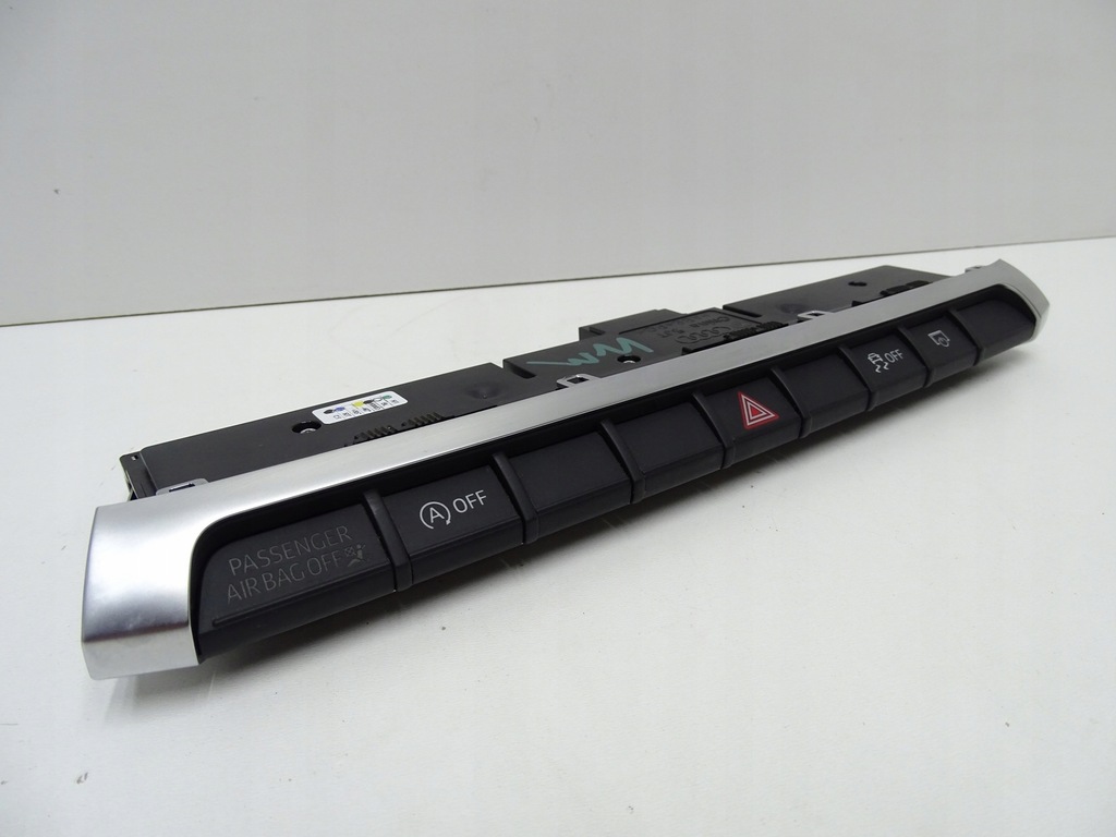 фото №9, Панель перемикач світла аварійних керування 8v0925301at audi a3 8v