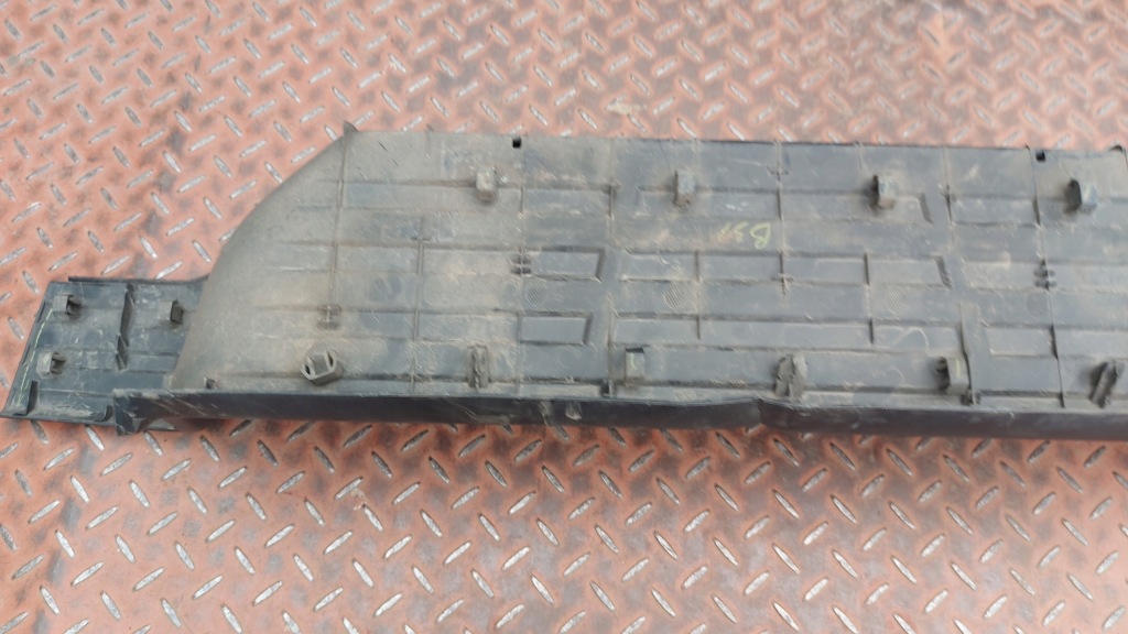 фото №12, Молдинг накладка бампера задняя задняя toyota hilux viii