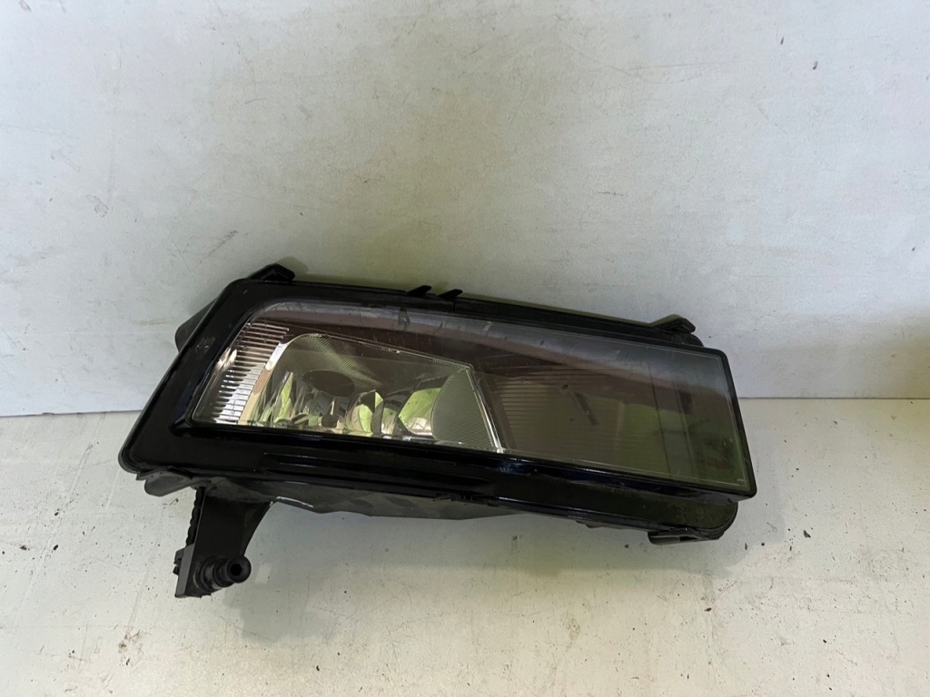 фото №1, Протитуманна фара правий vw touran 5ta iii 15-