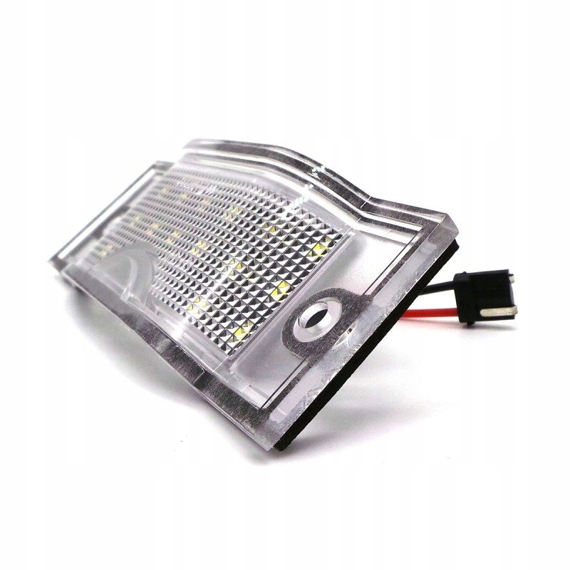 фото №10, Nissan primastar x83 лампа реєстрації led 1szt