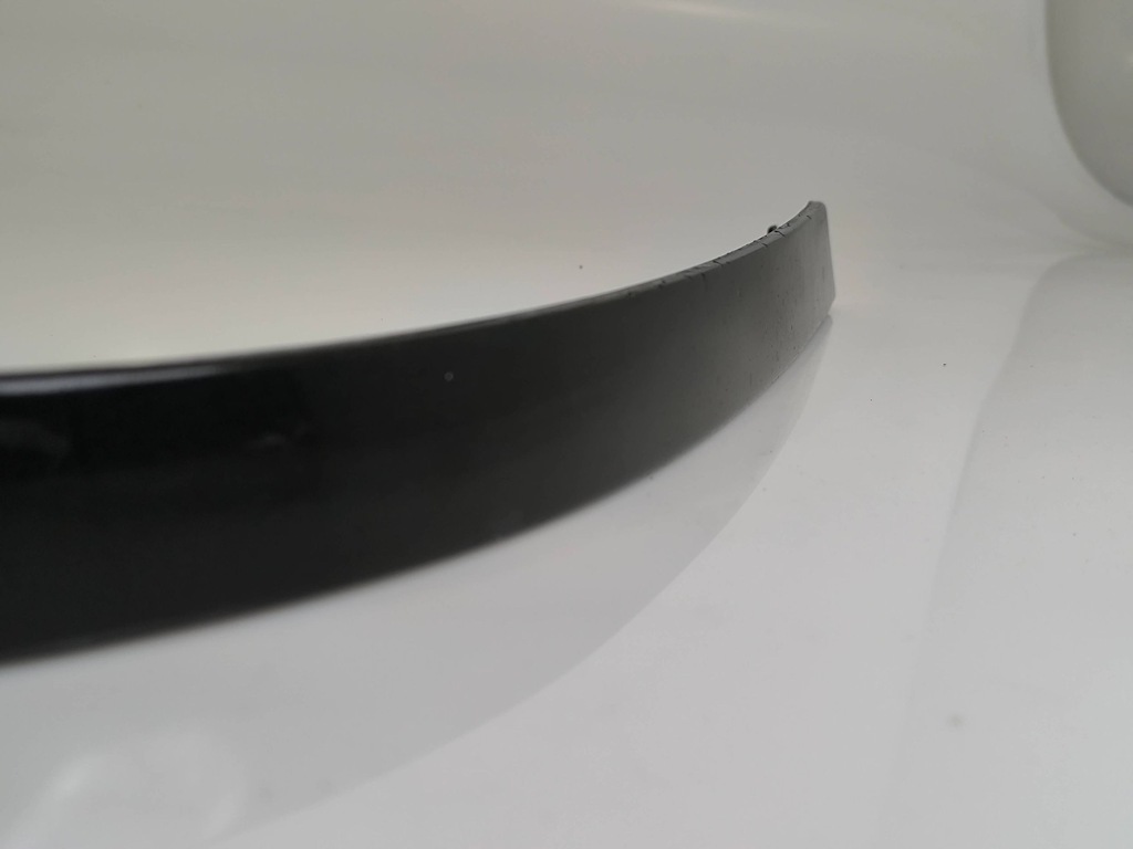 фото №6, Audi a8 s8 d2 4d 1997 перед сторона правая молдинг pod фара передняя