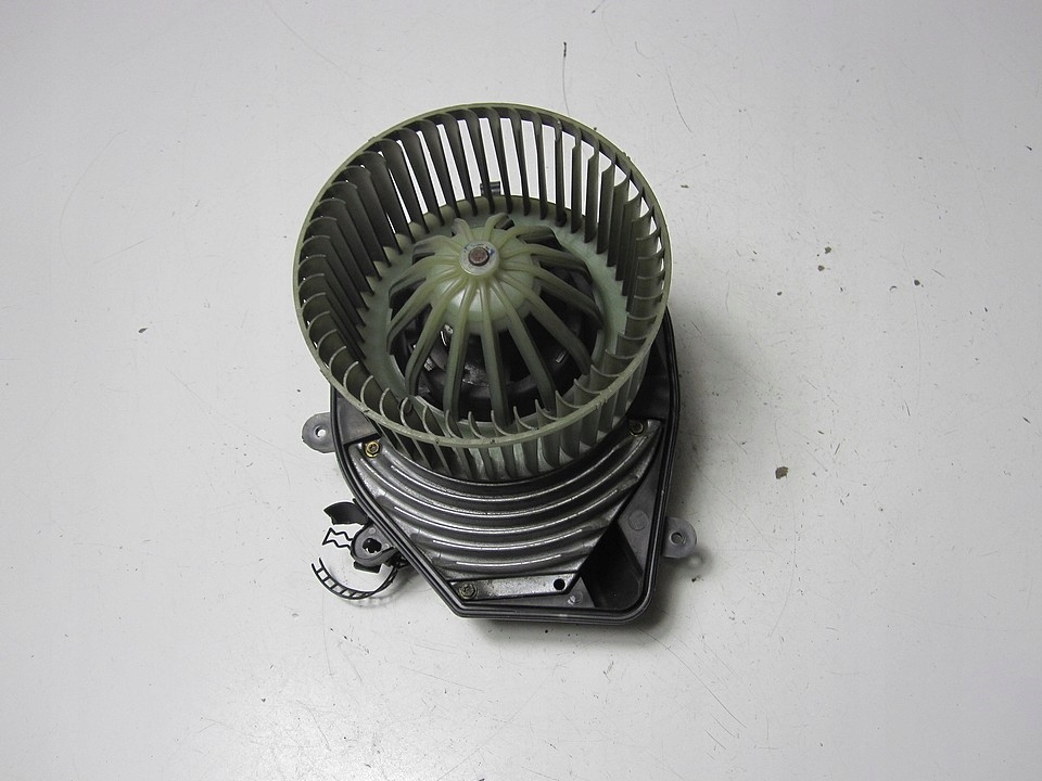 фото №8, Воздуходувка обдув vw passat b5 02r 6pin