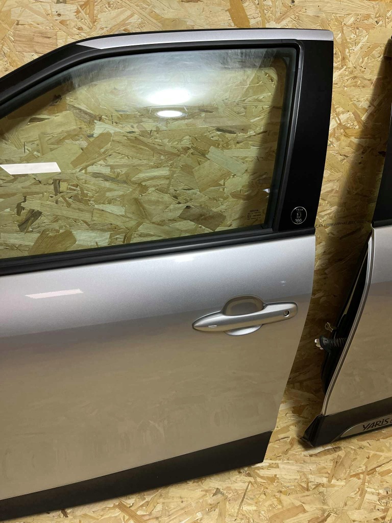 фото №8, Повний двері ліва перед + задня задні toyota yaris cross 24r 1l0 оригінал