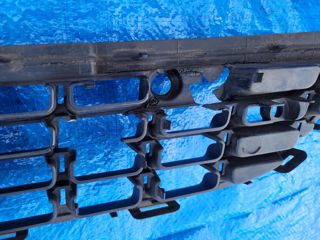 фото №11, Opel-części astra j решітка радіатора решітка середня бампера перед pdc 13294276