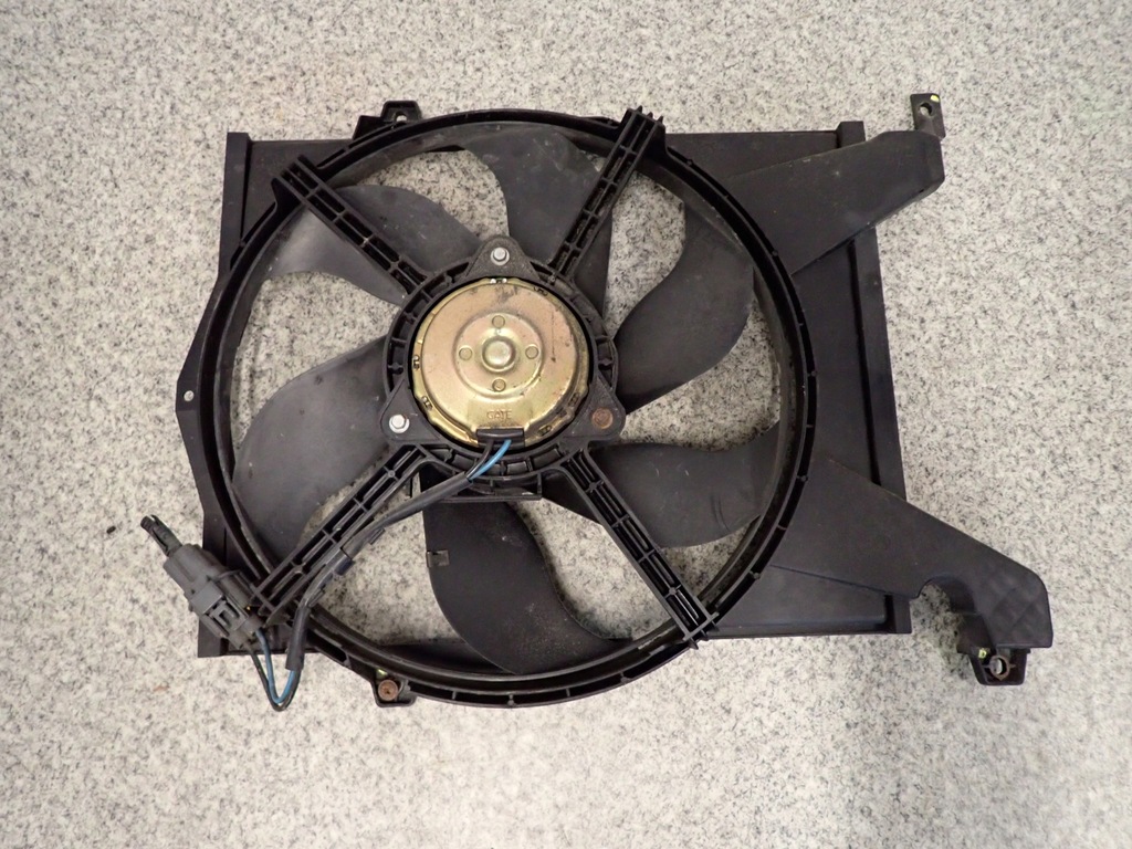 фото №3, Space star 1.9d 99- вентилятор радіатора wody