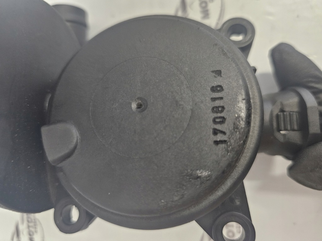 Bmw e90 e46 1.8 b n46b18a вентиляция картера сепаратор масла 7503519 с Разборки