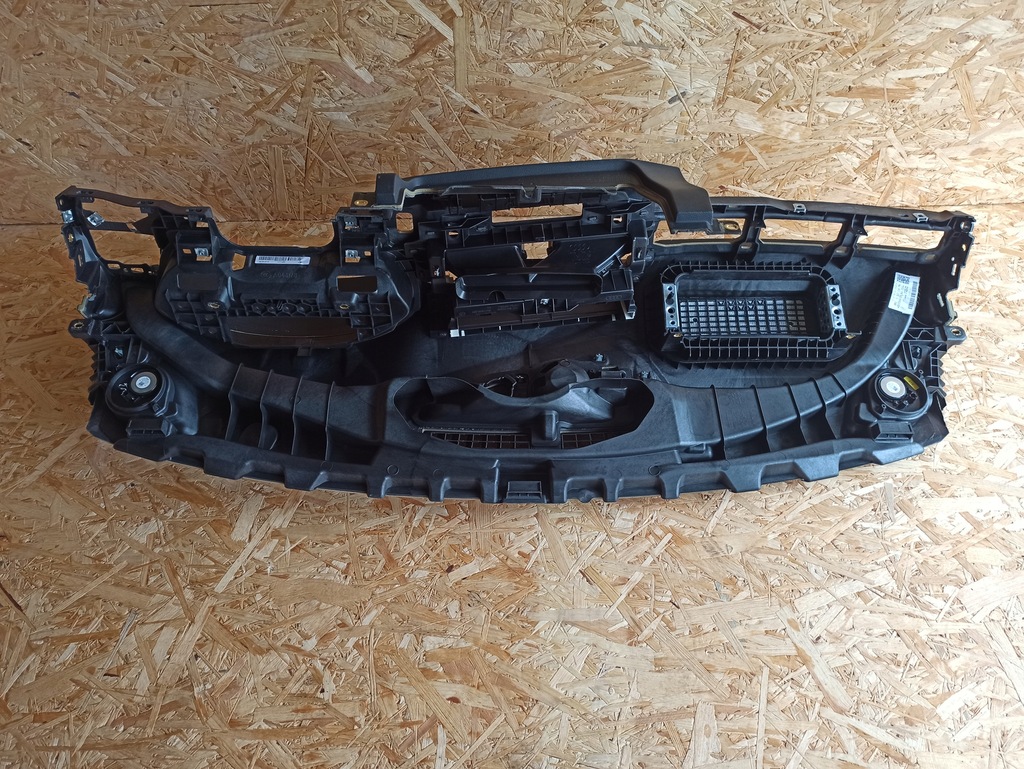 фото №8, Панель приладів консоль панель приладів czarna audi a4 b9 8w1857003