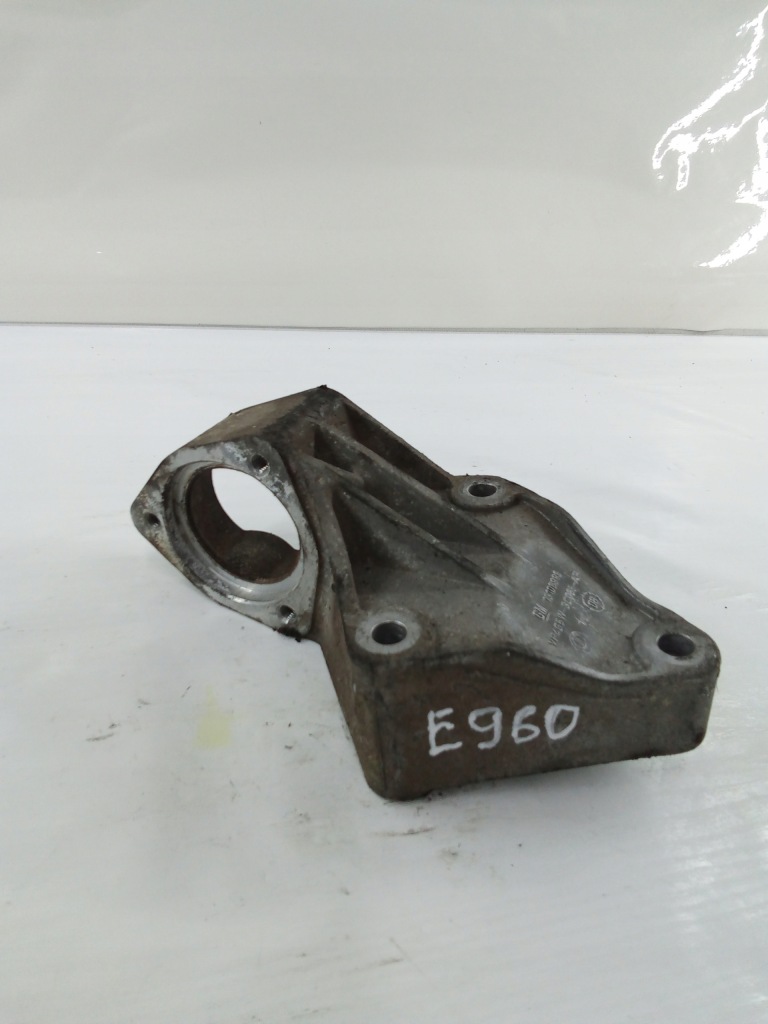 фото №1, E960 опора полуось astra h opc 13106996