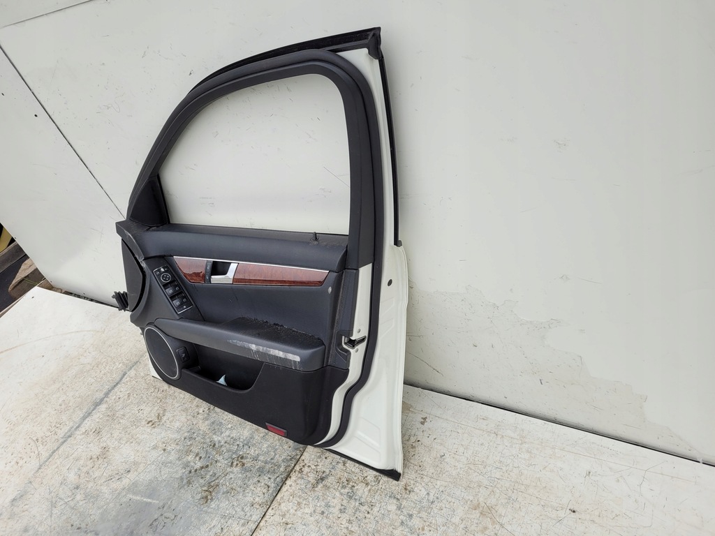 фото №6, Mercedes c w204 дверь правый перед передние