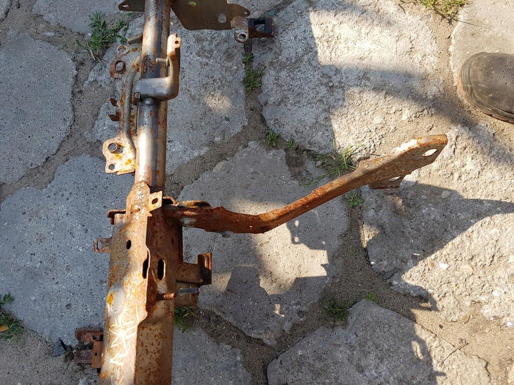 фото №6, Балка каркас консоли europa renault megane iii