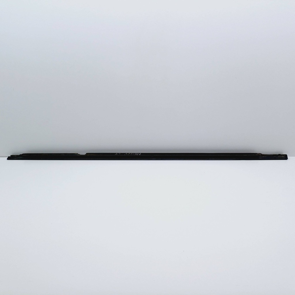 фото №7, Молдинг ущільнювач лівий задня mazda premacy nr357