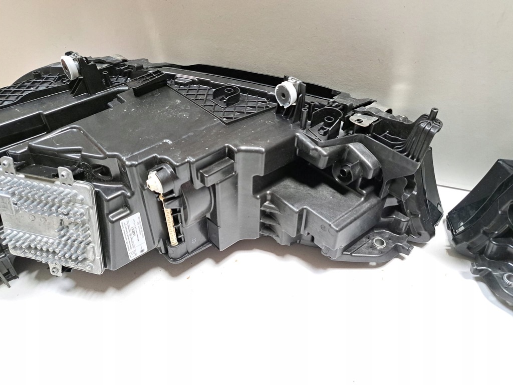 фото №13, Лампа левая правая laser лампы фары-лазеры комплект bmw ix ix i20 оригинал демонтаж