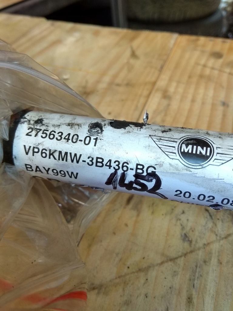 Mini r55 r56 r59 приводной вал правый перед 8605466 Цена