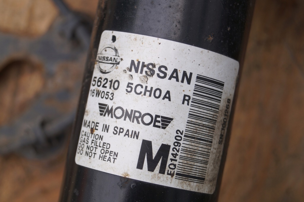 фото №11, Амортизатор правый задняя infiniti q60 3.0t 562105ch0a