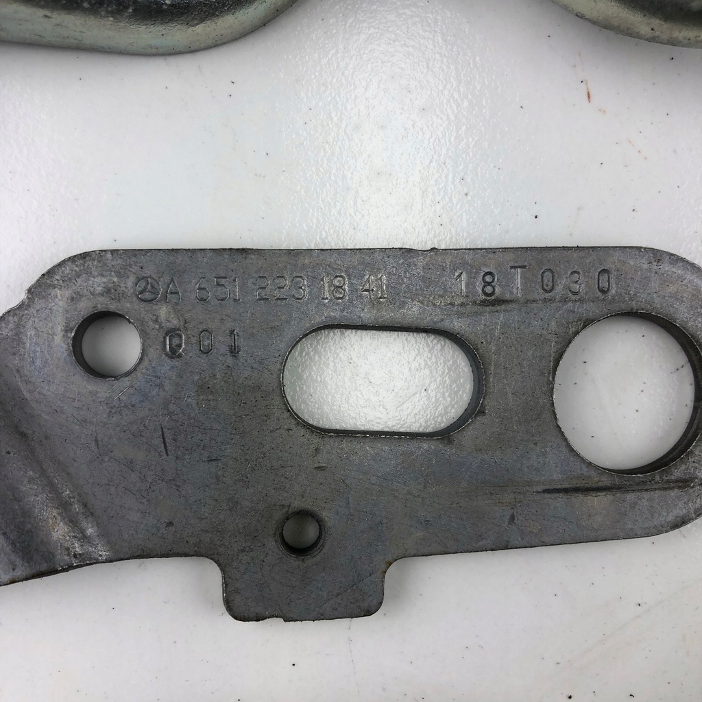 фото №16, Кронштейн кронштейн крепление mercedes sprinter vito 2.2 2018