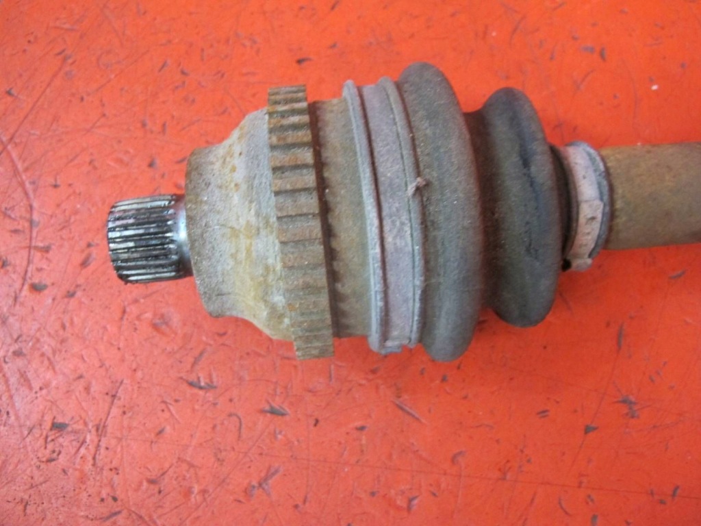 Smart fortwo 450 рестайлинг  0.6 turbo 160910 приводной вал левая задний  задняя Цена