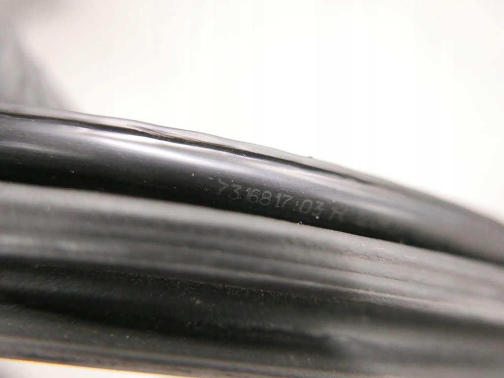 фото №7, Bmw f46 прокладка дверь перед 7316817