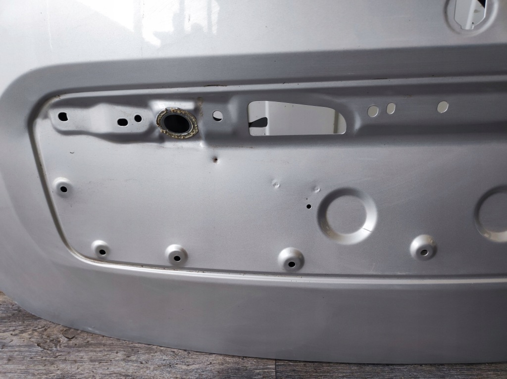 фото №11, Крышка багажника задняя задняя ----- dacia lodgy lift 2017 -