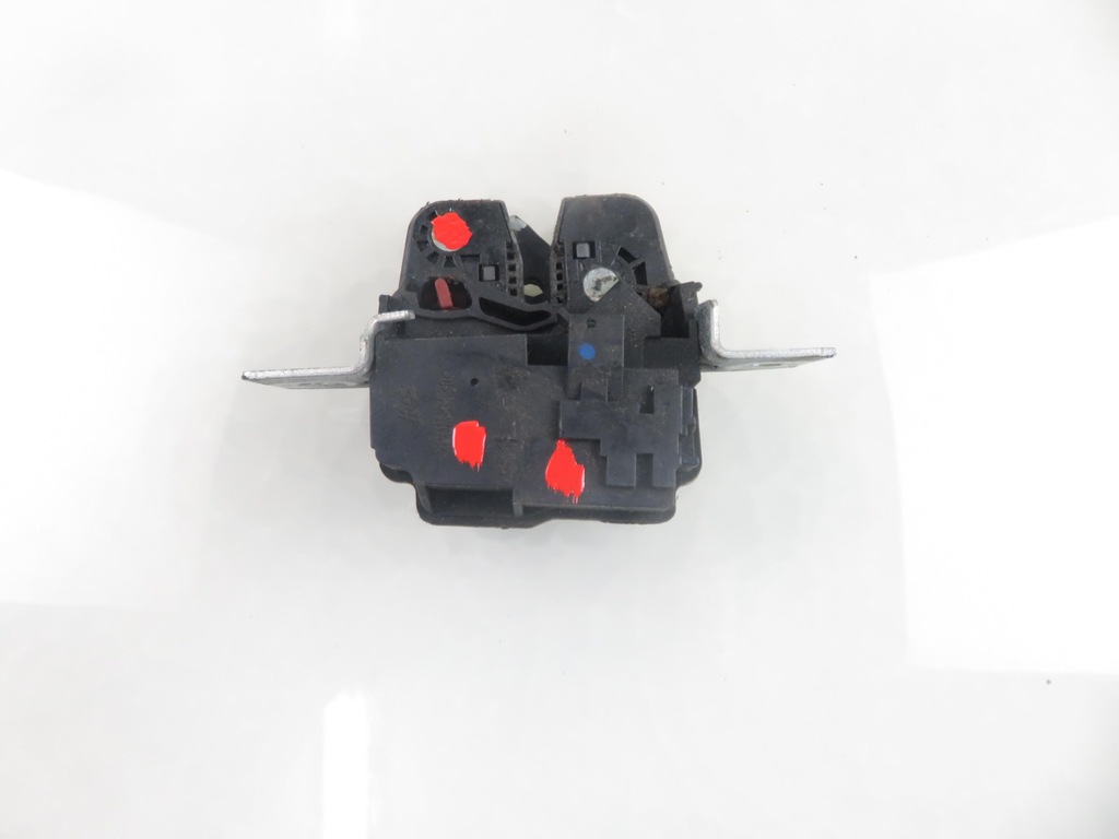 фото №1, Замок крышки mercedes w245