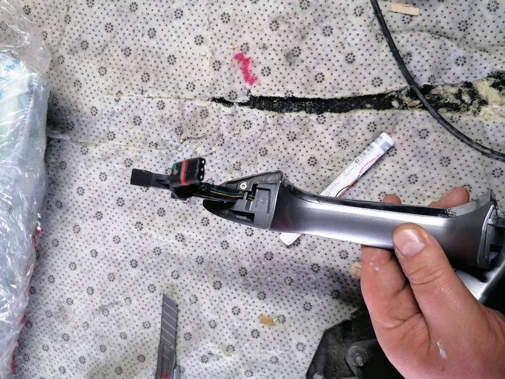 Купить Mercedes w166 ml ручка правая задняя keyless go 792