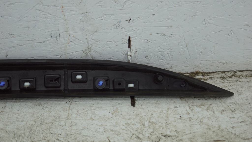 фото №11, Молдинг кровельная левая peugeot 2008 i 9806404877