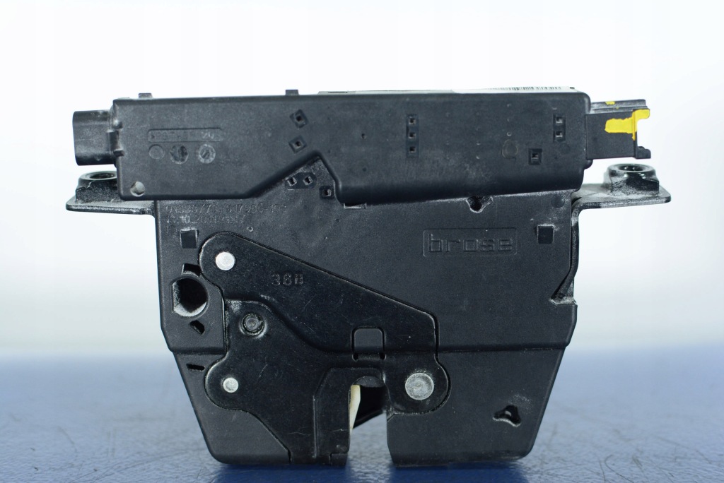 фото №1, Bmw 6 f13 замок задній кришки 918064