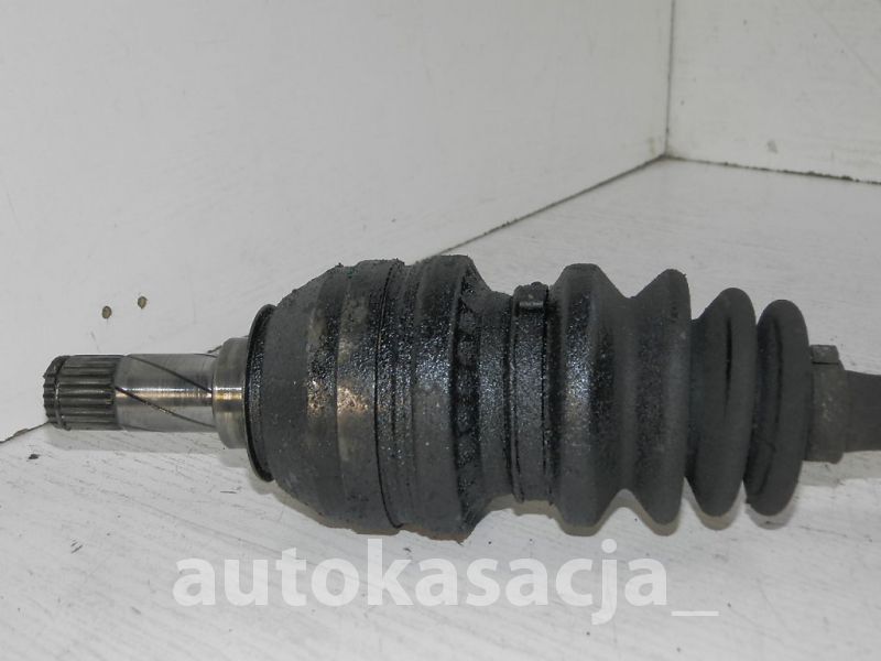 Opel astra g привідний вал права 1,7td x17dtl в Україні