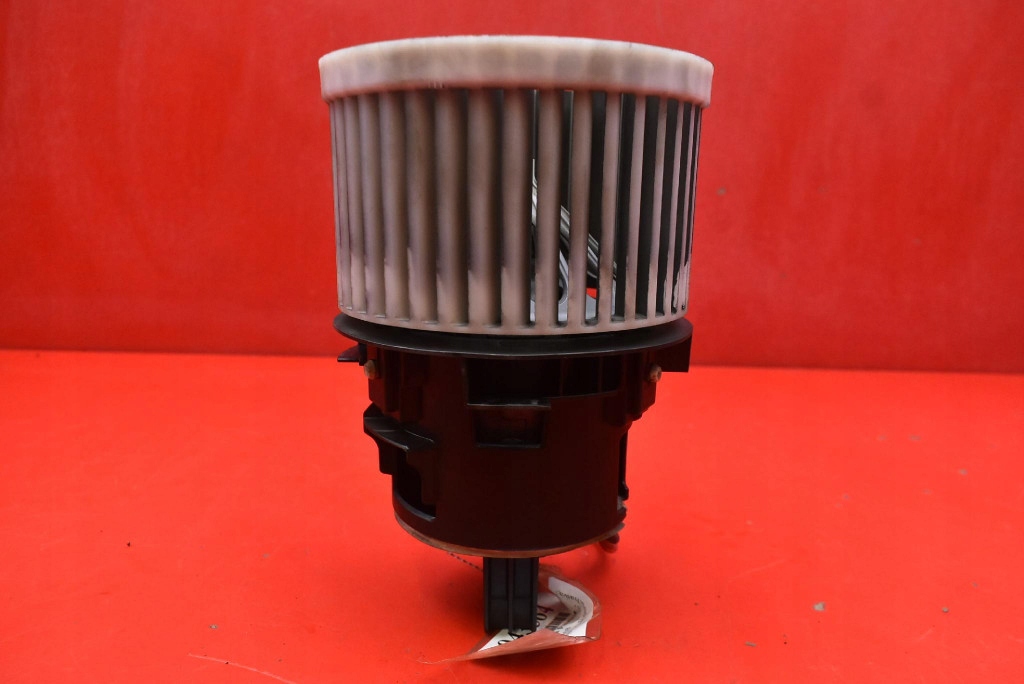 фото №8, Воздуходувка вентилятор обдув eu db271001 peugeot 308 t9 13-17