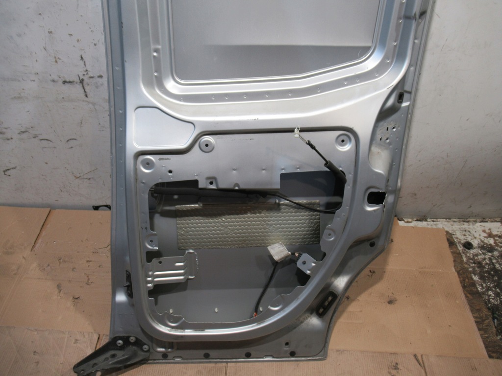 фото №9, Дверь правое сдвижные peugeot bipper