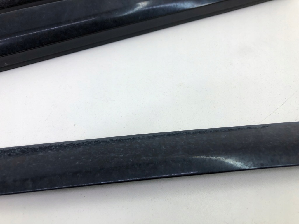 Купити Mercedes w117 накладки двері захист стійка комплект a1176900579 a1777250382