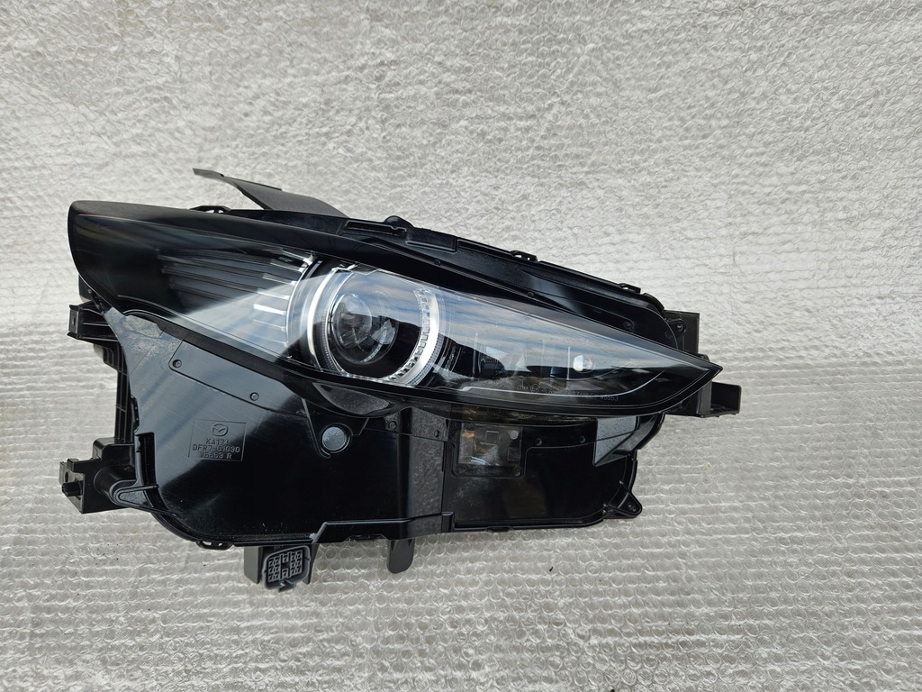 фото №1, Mazda cx30 лампа права full led комплектна dfr7-51030